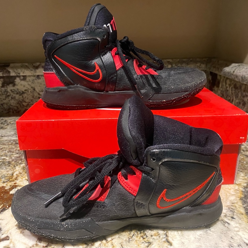 Nike Kids Sneakers Black and Red